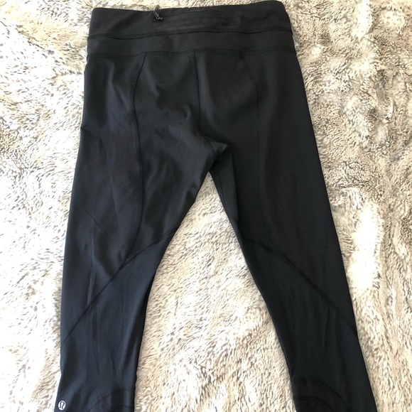 Lululemon crop pants - Picture 3 of 6